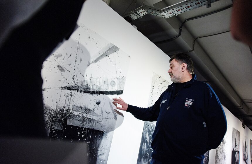 В Москве открылась выставка Константина Батынкова "PROКОСМОС" 12 фото