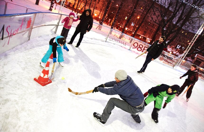 В саду "Эрмитаж" прошли дни зимних видов спорта 10 фото