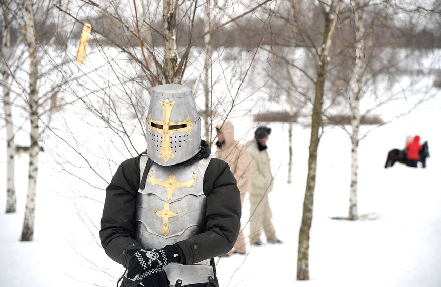 В столице прошел фестиваль катания на санях 8 фото