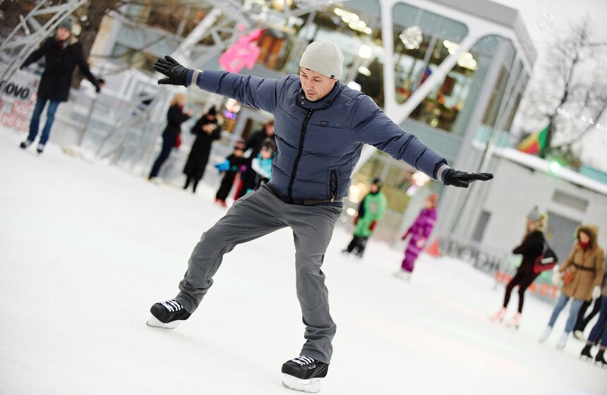 В саду "Эрмитаж" прошли дни зимних видов спорта 21 фото