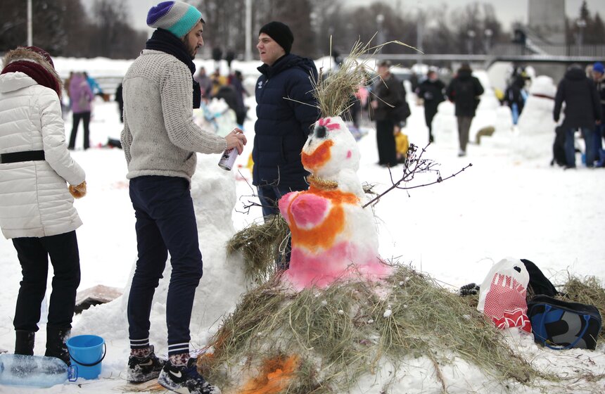 В столице прошла "Арт-битва снеговиков" 16 фото