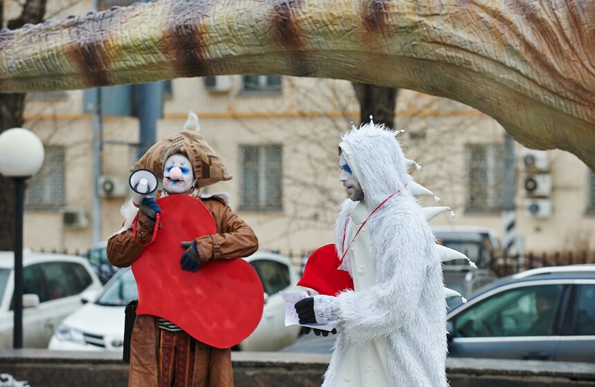 В Дарвиновском музее открыли скульптуру амурозавра 4 фото