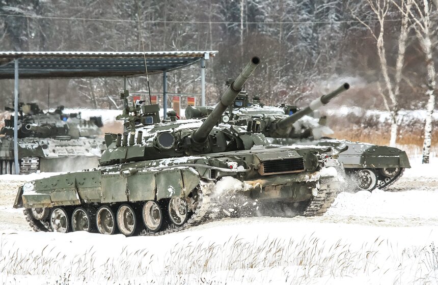 Боевые стрельбы Кантемировской танковой дивизии в Наро-Фоминске 13 фото