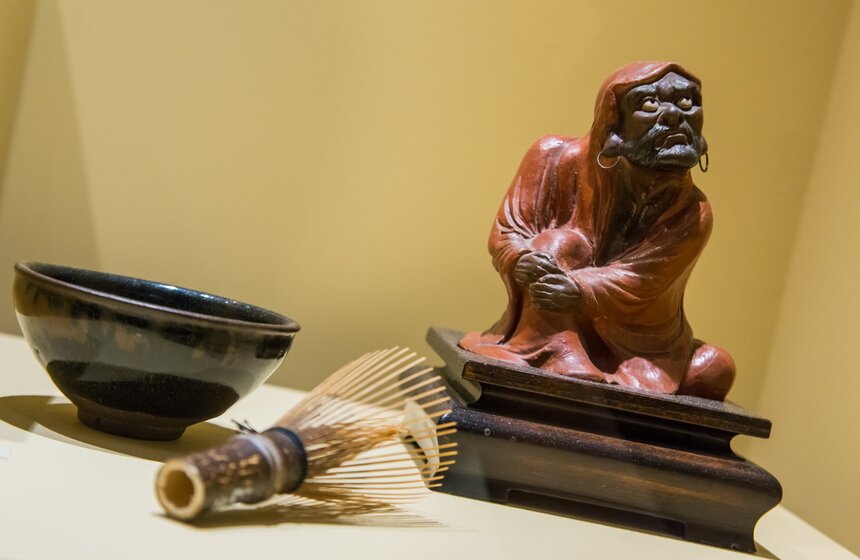 В музее Востока представили проект "Чай, вино, поэзия" 9 фото