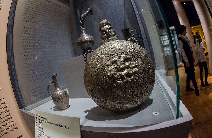 В музее Востока представили проект "Чай, вино, поэзия" 22 фото