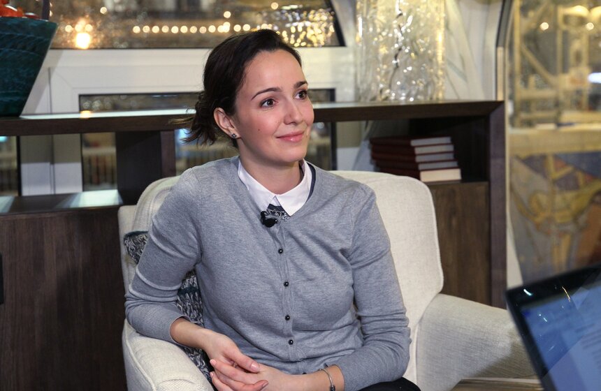 Студию "Москвы 24" на ГУМ-катке посетили 5 новых гостей 15 фото