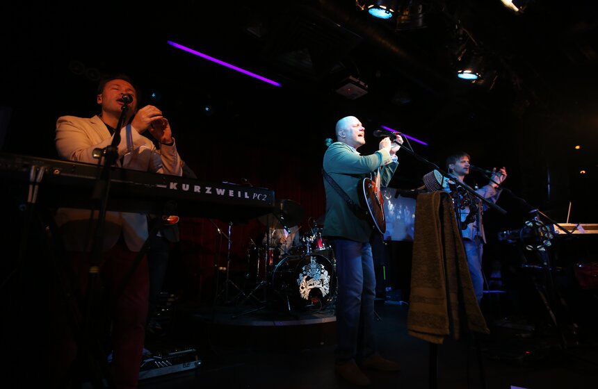 "Несчастный случай" дал концерт в клубе "16 тонн" 11 фото