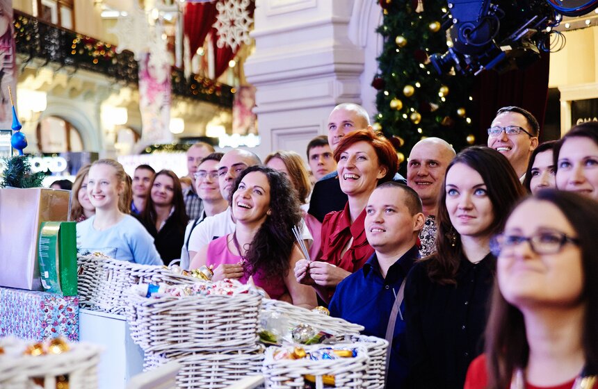 Елка приняла участие в записи новогоднего "Живого звука" 10 фото