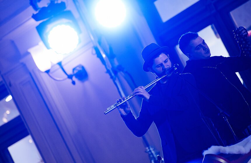 Елка приняла участие в записи новогоднего "Живого звука" 20 фото