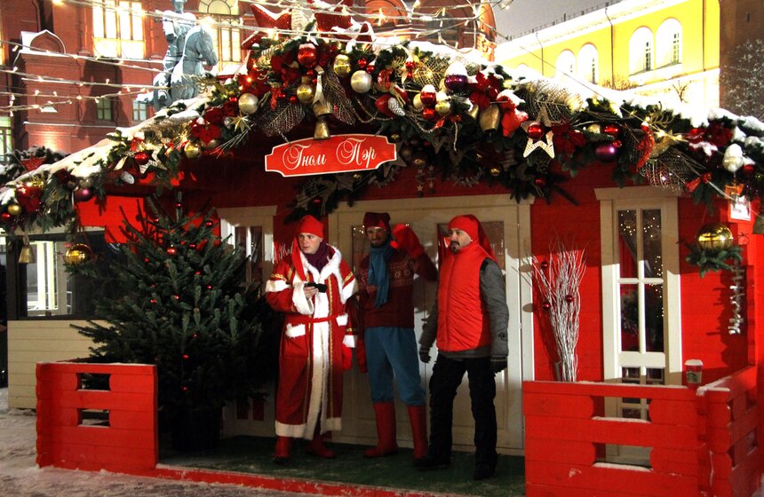 Фестиваль "Путешествие в Рождество" открылся в столице 4 фото