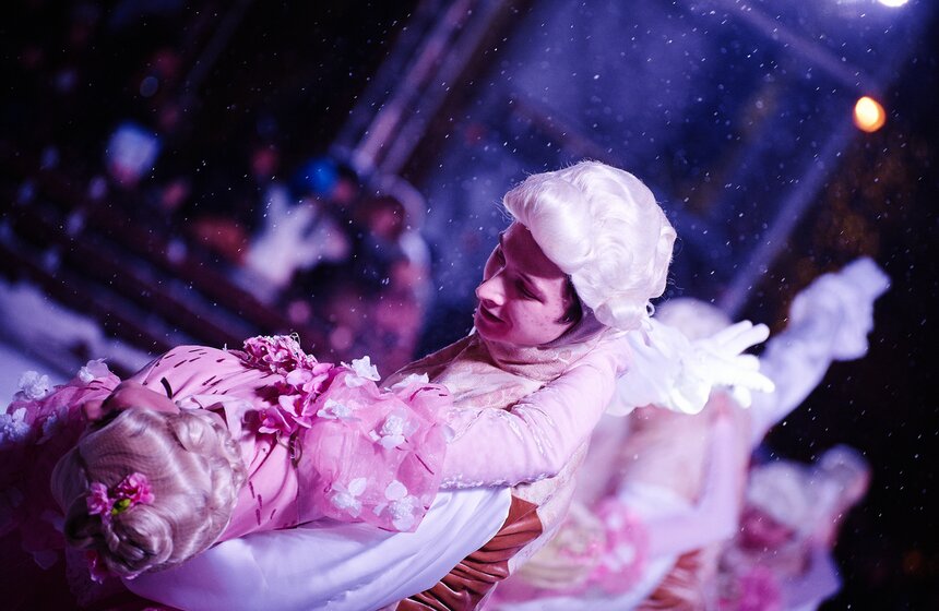 Каток на Пушкинской площади открылся спектаклем "Щелкунчик" 20 фото