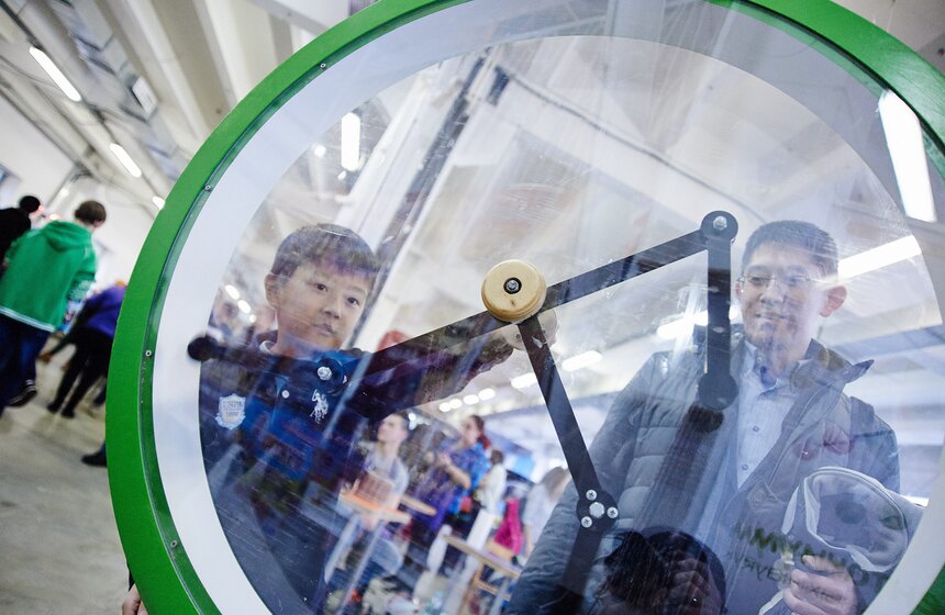 В Artplay проходит шоу-фестиваль "Чудеса науки" 6 фото