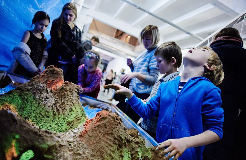 В Artplay проходит шоу-фестиваль "Чудеса науки" 16 фото