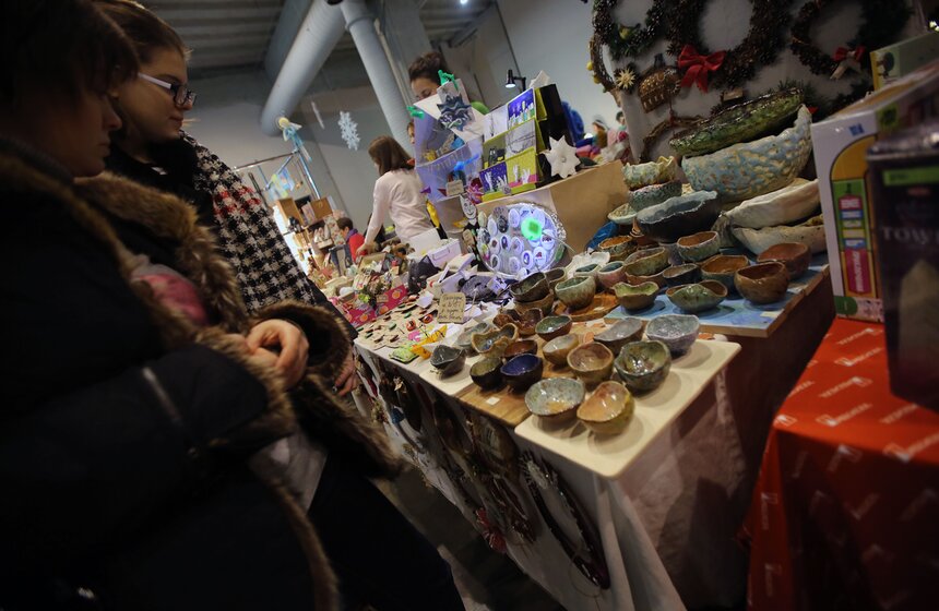 На "Флаконе" открылась рождественская ярмарка 7 фото