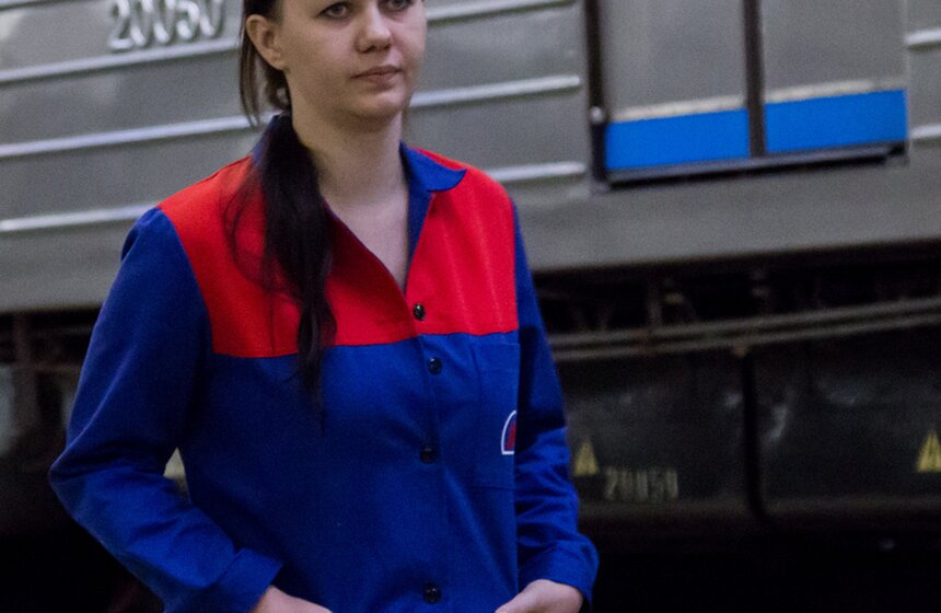 В Москве представили новую спецодежду для сотрудников метро 11 фото