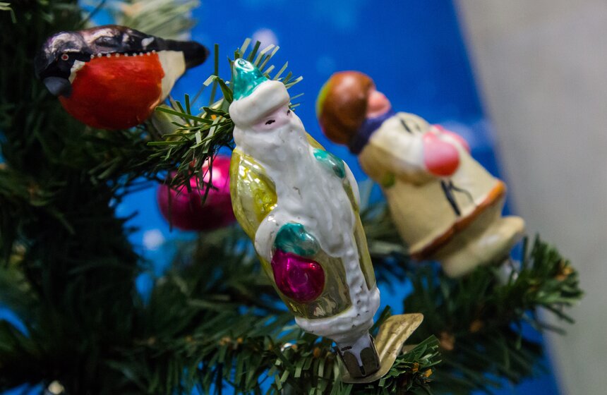 В Москве открылся фестиваль "История новогодней игрушки" 2 фото