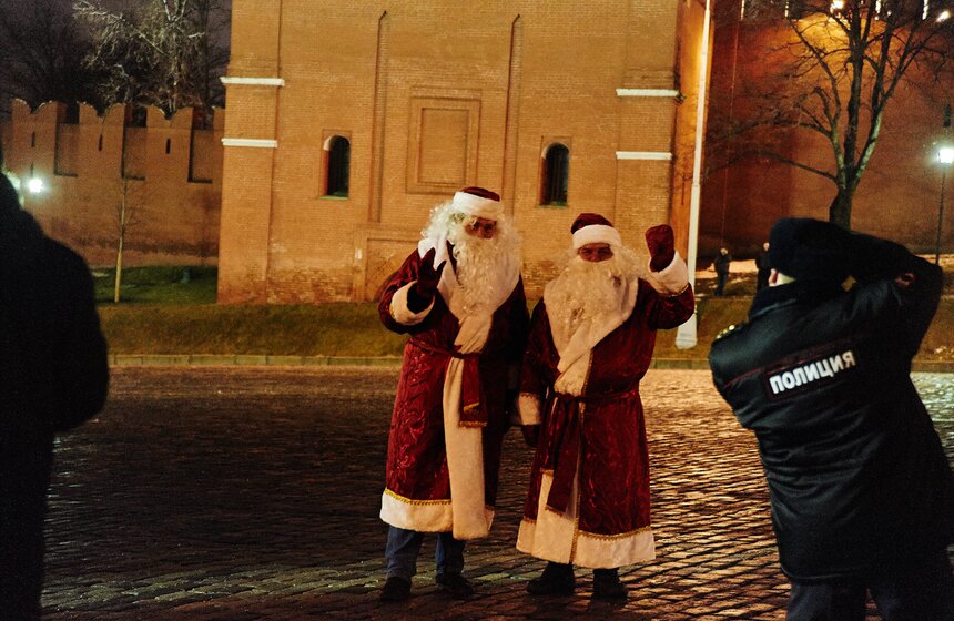 Главную новогоднюю ель страны доставили на Соборную площадь 4 фото