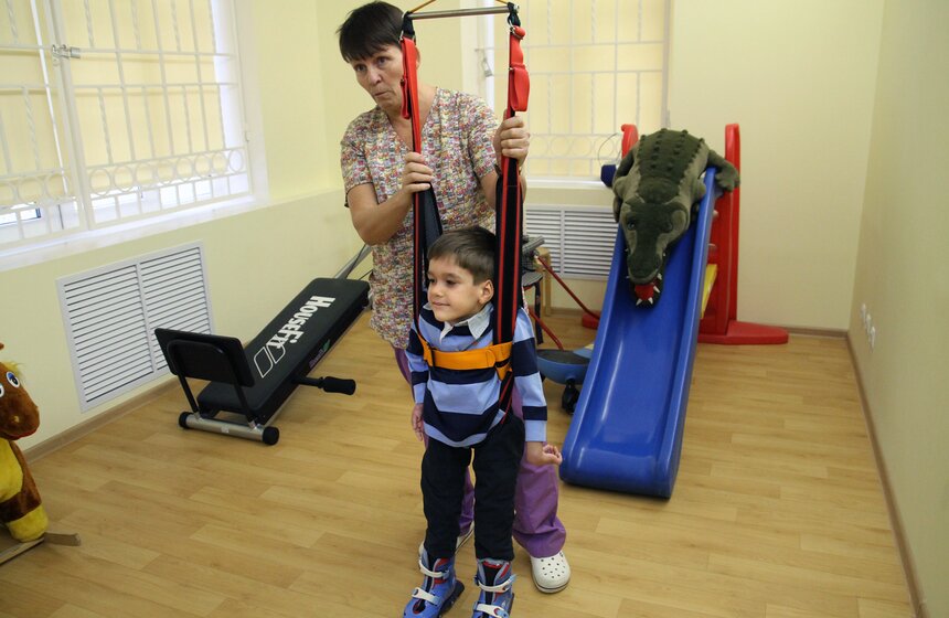 Мэр Москвы посетил центр физической реабилитации детей-инвалидов 11 фото