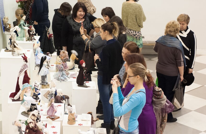 В арт-центре Vauxhall открылись две новогодние выставки 27 фото