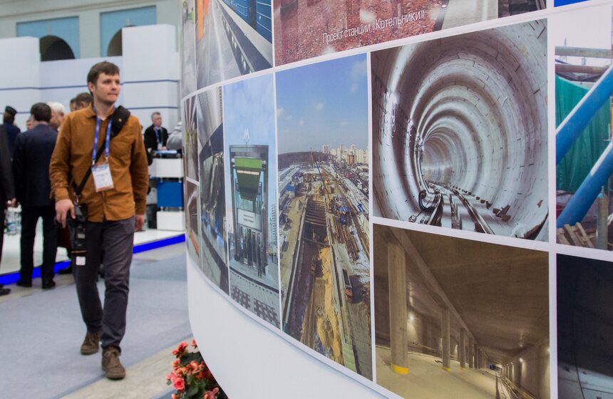 В Гостином Дворе открылся форум "Транспорт России" 10 фото