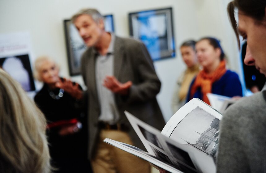 Выставка фотографа Челнокова "Carpe diem" открылась в столице 24 фото