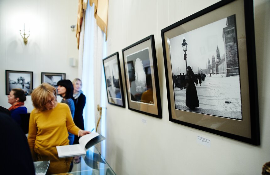 Выставка фотографа Челнокова "Carpe diem" открылась в столице 25 фото