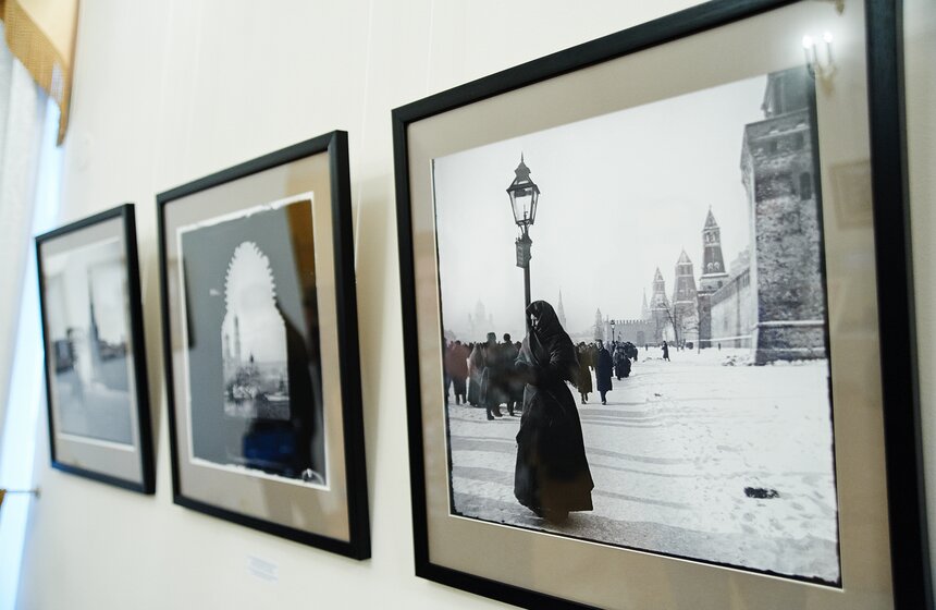 Выставка фотографа Челнокова "Carpe diem" открылась в столице 1 фото