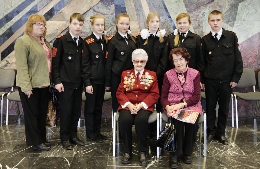 Собянин поздравил ветеранов с годовщиной битвы под Москвой 2 фото