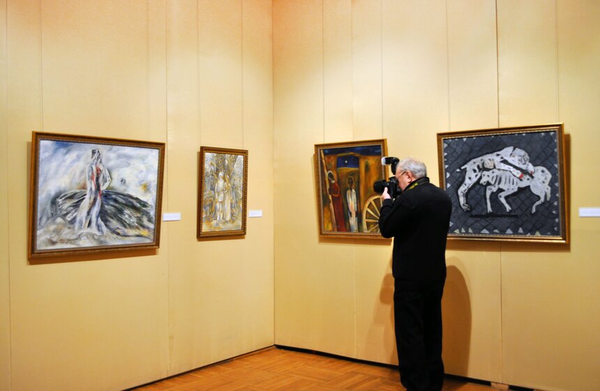 В Музее Востока открылась выставка туркменской живописи 12 фото