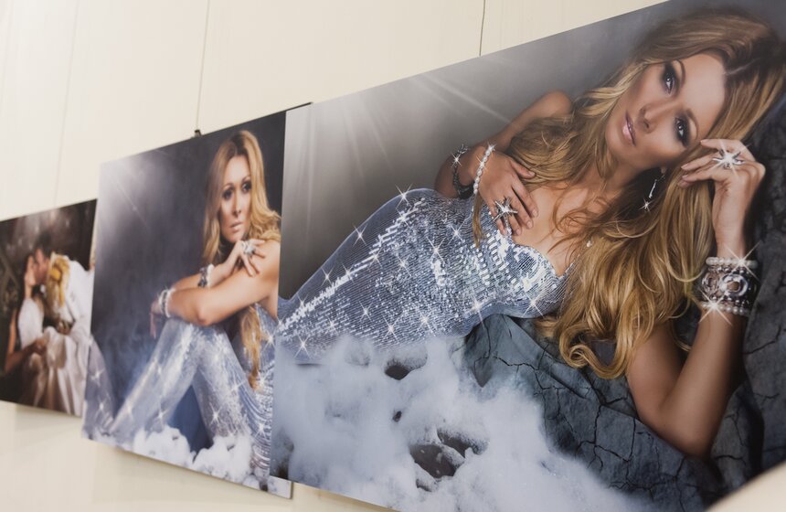 В арт-центре Vauxhall открылись две новогодние выставки 12 фото