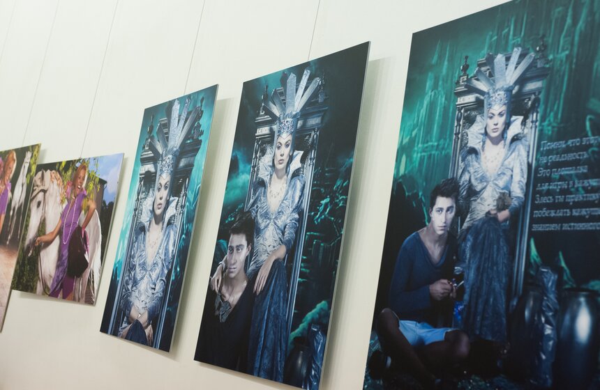 В арт-центре Vauxhall открылись две новогодние выставки 13 фото