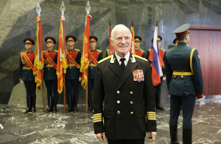 Собянин поздравил ветеранов с годовщиной битвы под Москвой 6 фото