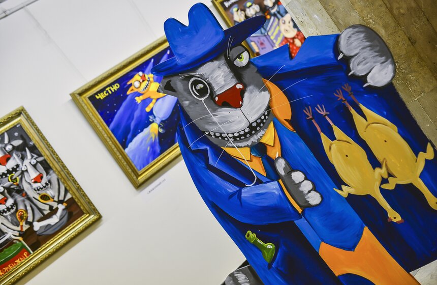 В ЦДХ открылась третья персональная выставка Васи Ложкина 4 фото