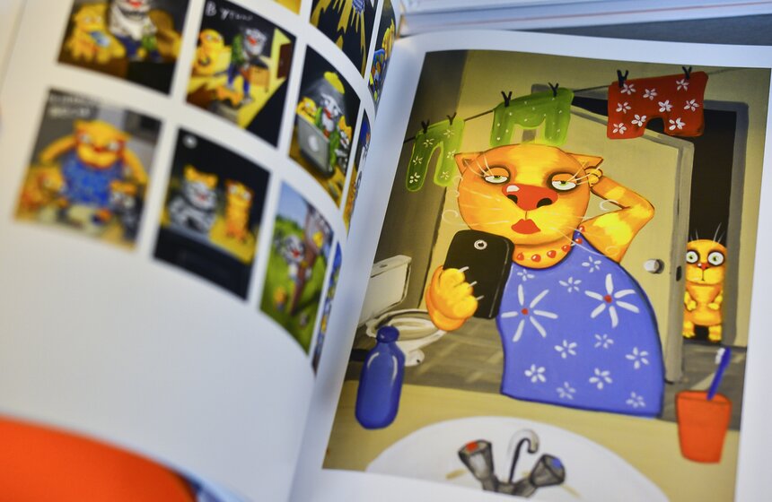 В ЦДХ открылась третья персональная выставка Васи Ложкина 16 фото