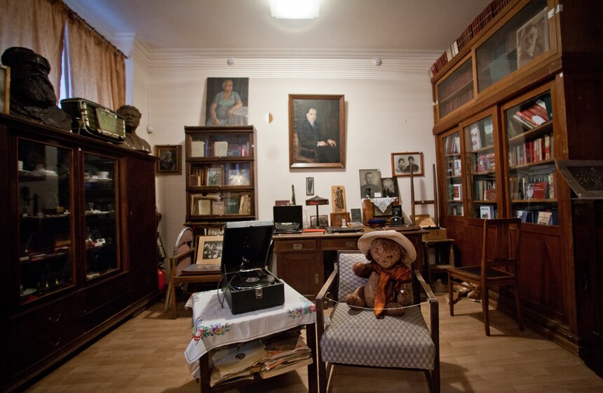 Экскурсия по Дому на набережной 8 фото