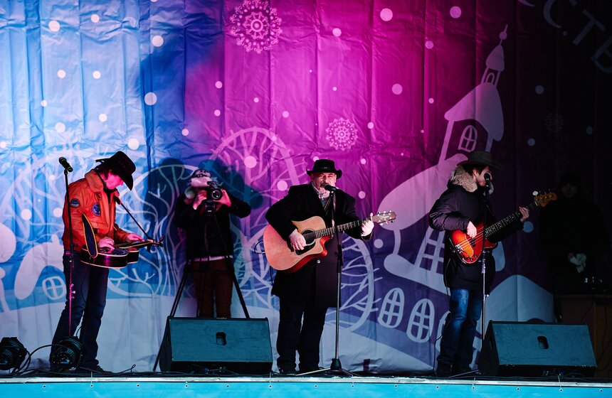 В парке "Фили" состоялось шоу "Фризлайт" 9 фото