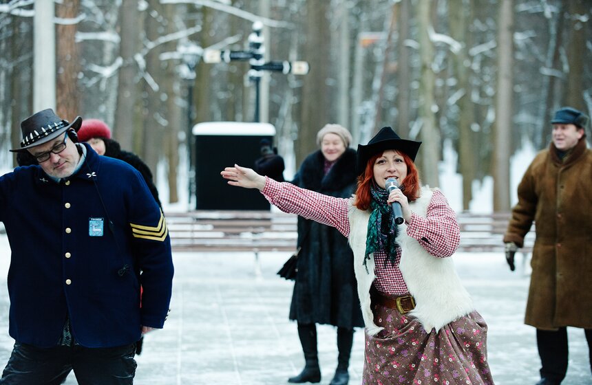 В парке "Фили" состоялось шоу "Фризлайт" 11 фото