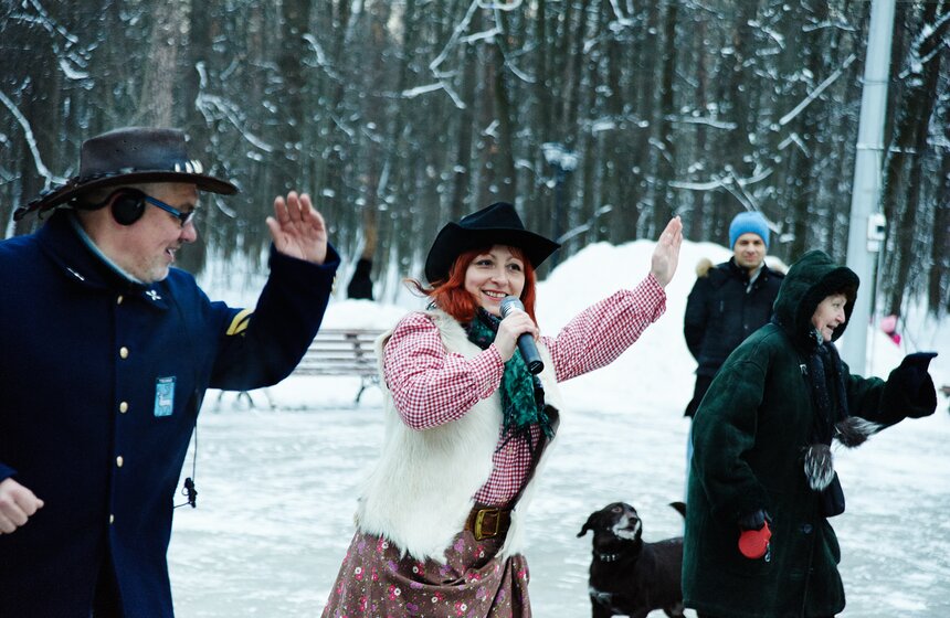 В парке "Фили" состоялось шоу "Фризлайт" 14 фото