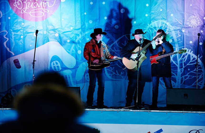 В парке "Фили" состоялось шоу "Фризлайт" 16 фото