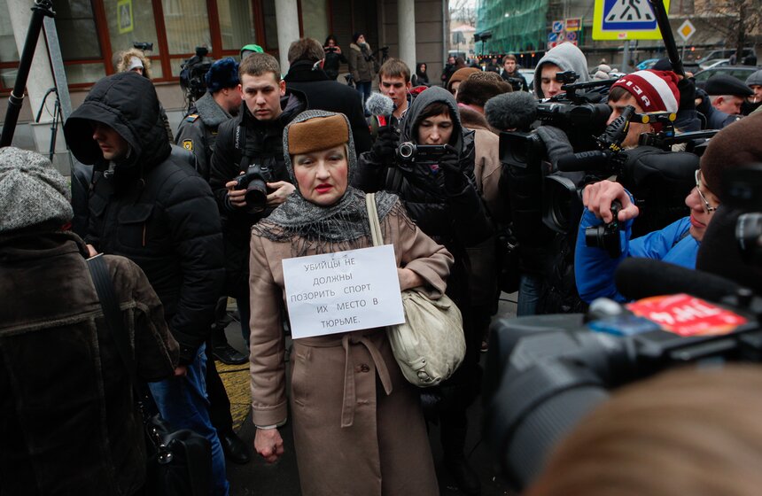 Расула Мирзаева признали виновным, но отпустили в зале суда 7 фото