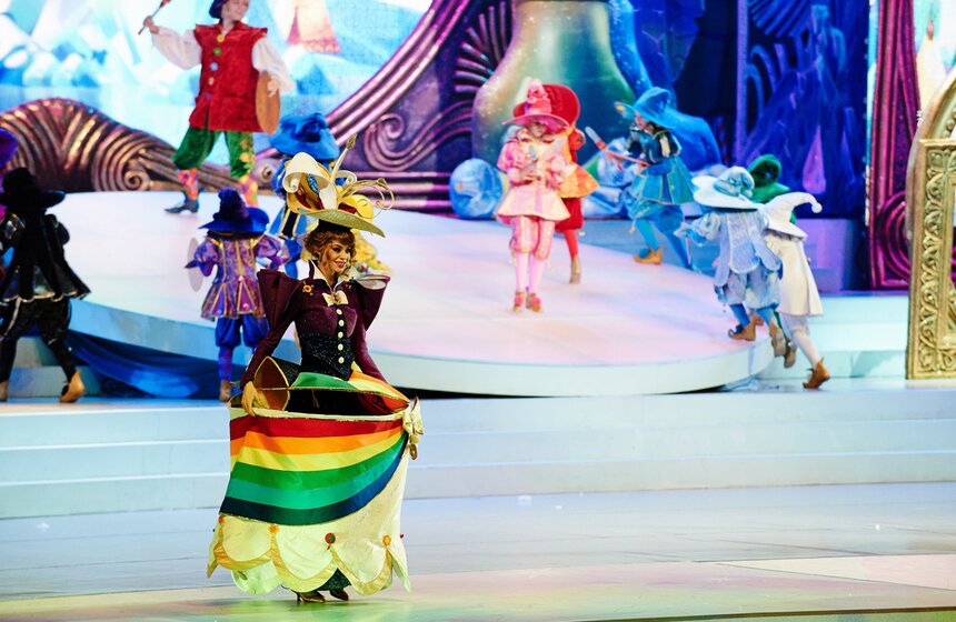 В Кремлевском дворце проходят новогодние Елки 15 фото