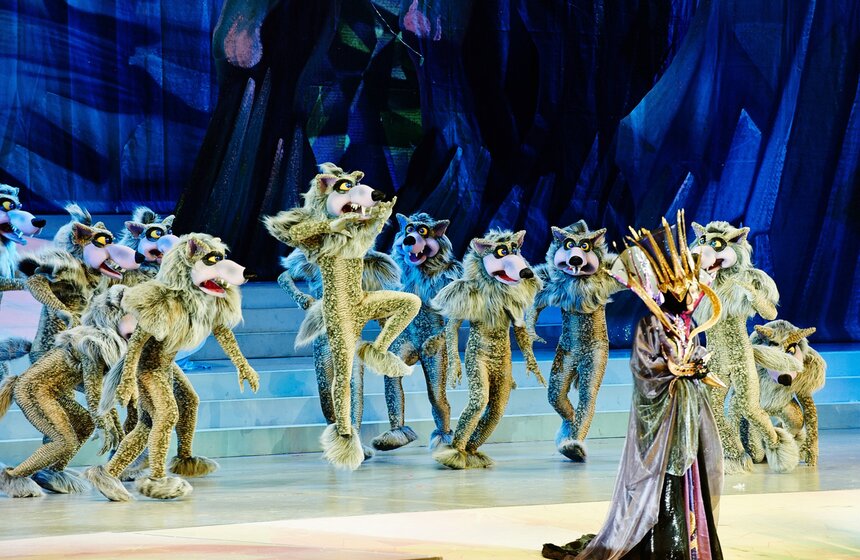 В Кремлевском дворце проходят новогодние Елки 17 фото