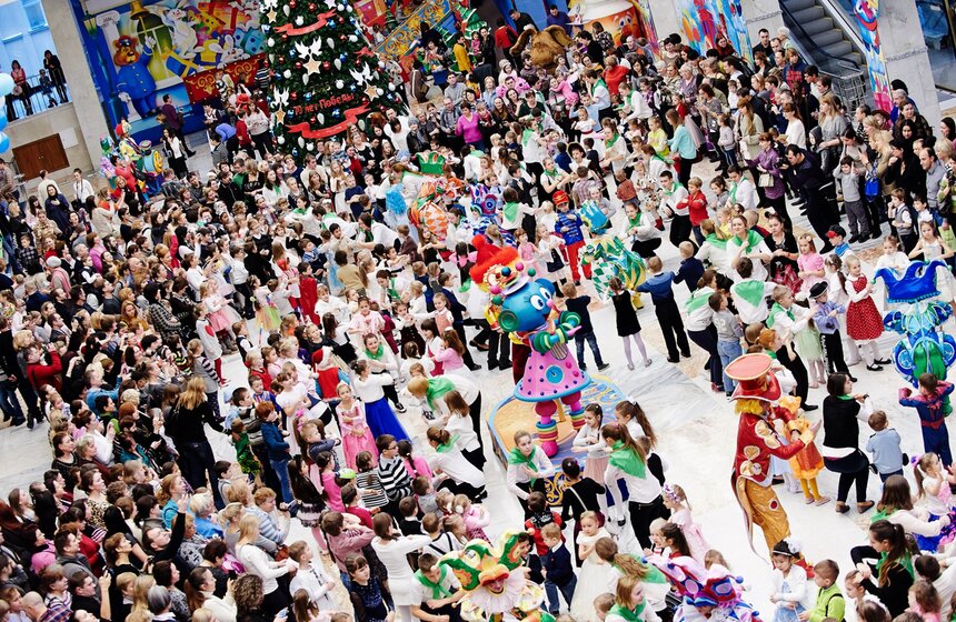 В Кремлевском дворце проходят новогодние Елки 3 фото