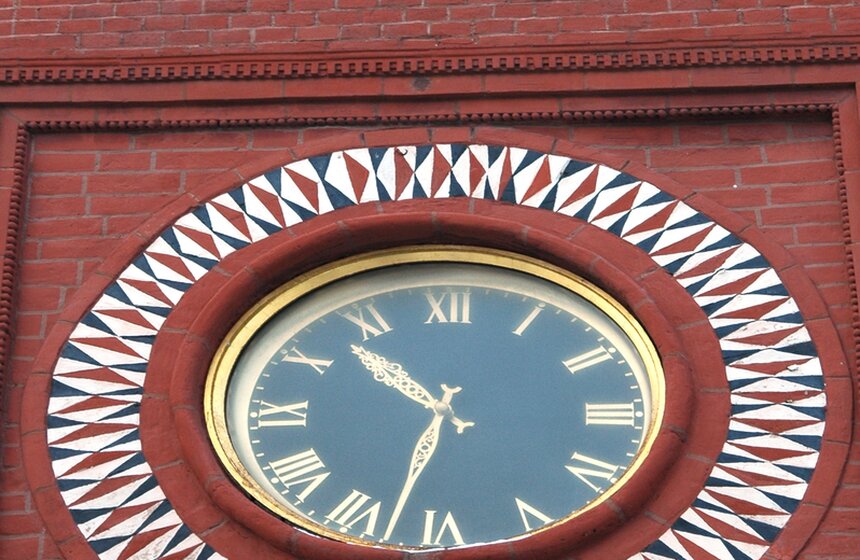 После кремлевской Елки детей встречают родители 3 фото