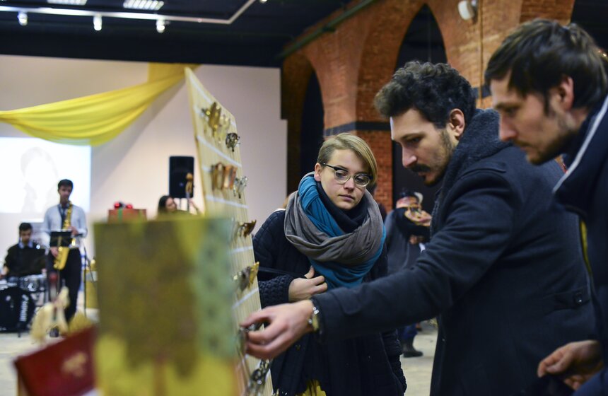 Новогодний блошиный рынок прошел в Музее Москвы 6 фото