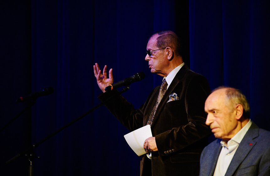 Поэт Евгений Евтушенко выступил в культурном центре ЗИЛ 27 фото