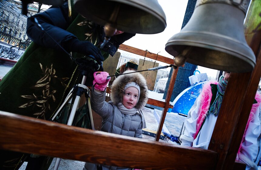 На Сретенском бульваре прошли рождественские гуляния 9 фото