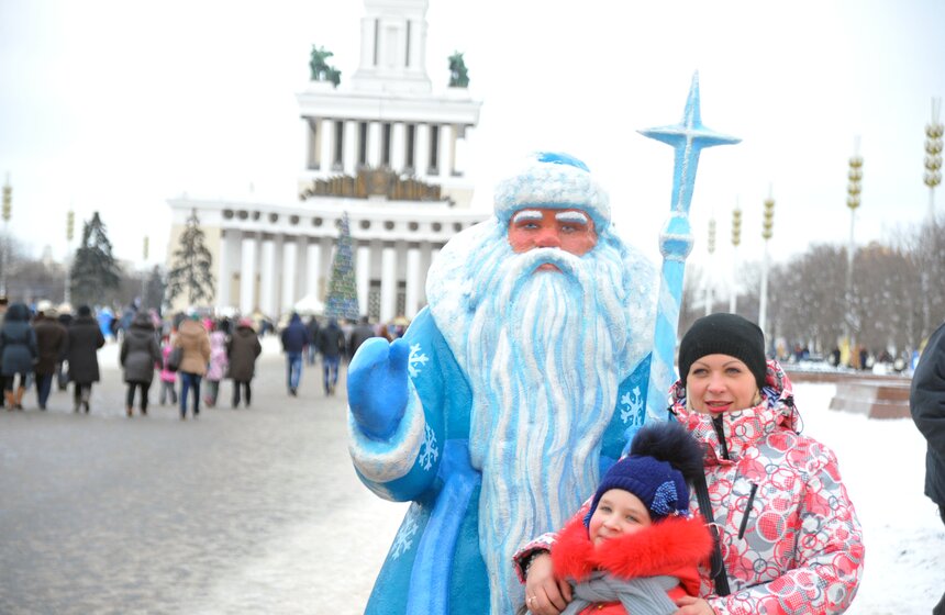 Многие москвичи провели новогодние каникулы на ВДНХ 2 фото