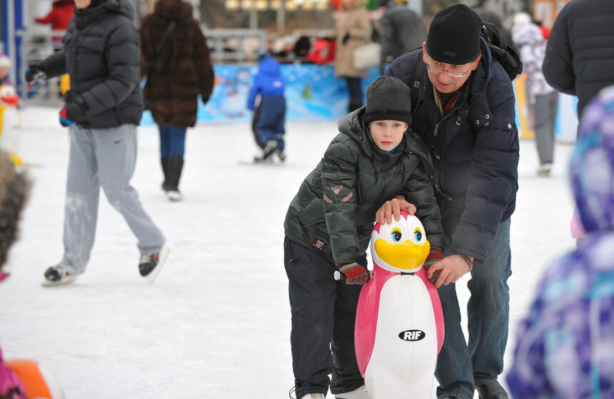 Многие москвичи провели новогодние каникулы на ВДНХ 6 фото