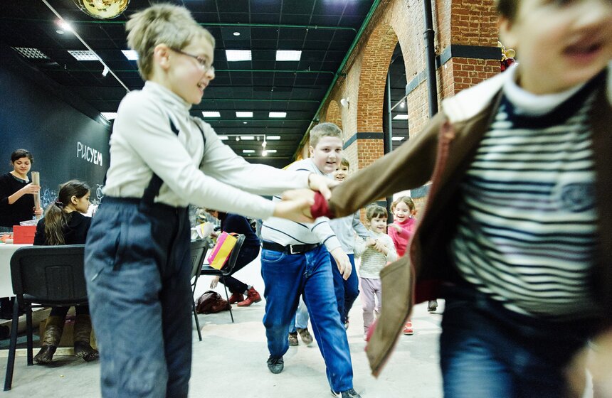 Маленькие москвичи побывали на антиелке ВСЕ#ЛЬЗЯ 19 фото